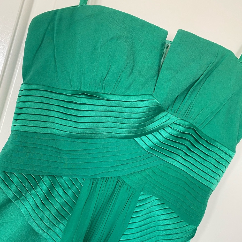 Strapless long formal dress BCBG.Size 2